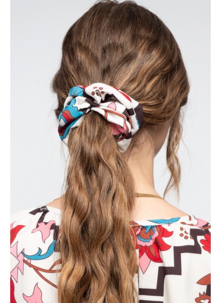 PEACE AND CHAOS ROMANCE SCRUNCHIES ECROU BASE